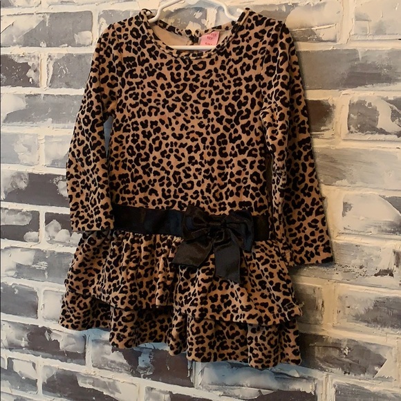 Sassy Leopard Girls Dress - Picture 2 of 5